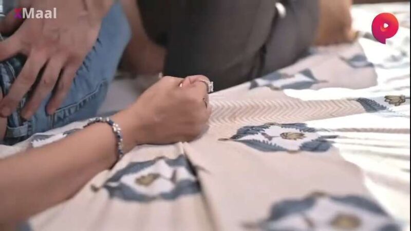 Thumbnail No 6 from Picture Abhi Baaki Hai Episode 5 Video.